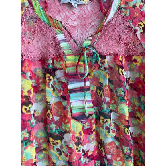 Figueroa & Flower sheer  floral and lace blouse SM - Picture 6 of 11